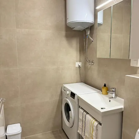 Bili Apartmens Near East Geat Mall